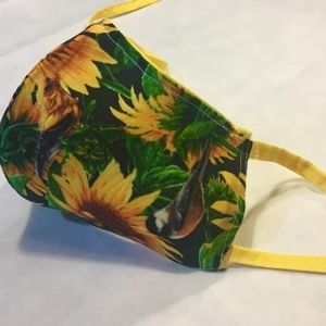 Protective facemask with tie-back